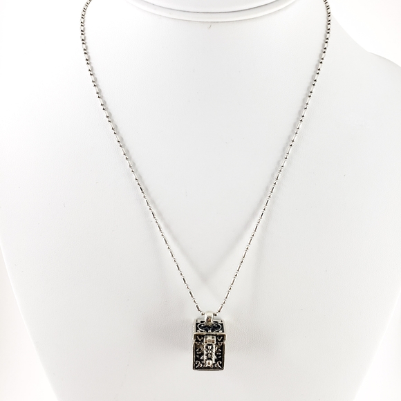 Sterling silver necklace treasure box pendant - Picture 4 of 16